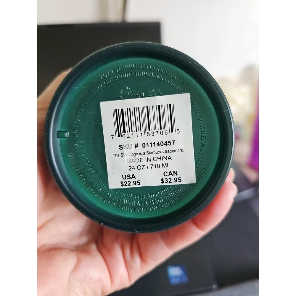 Starbucks 2022 Jeweled Rainforest Green Ombre Cold Cup Tumbler 24 oz Venti